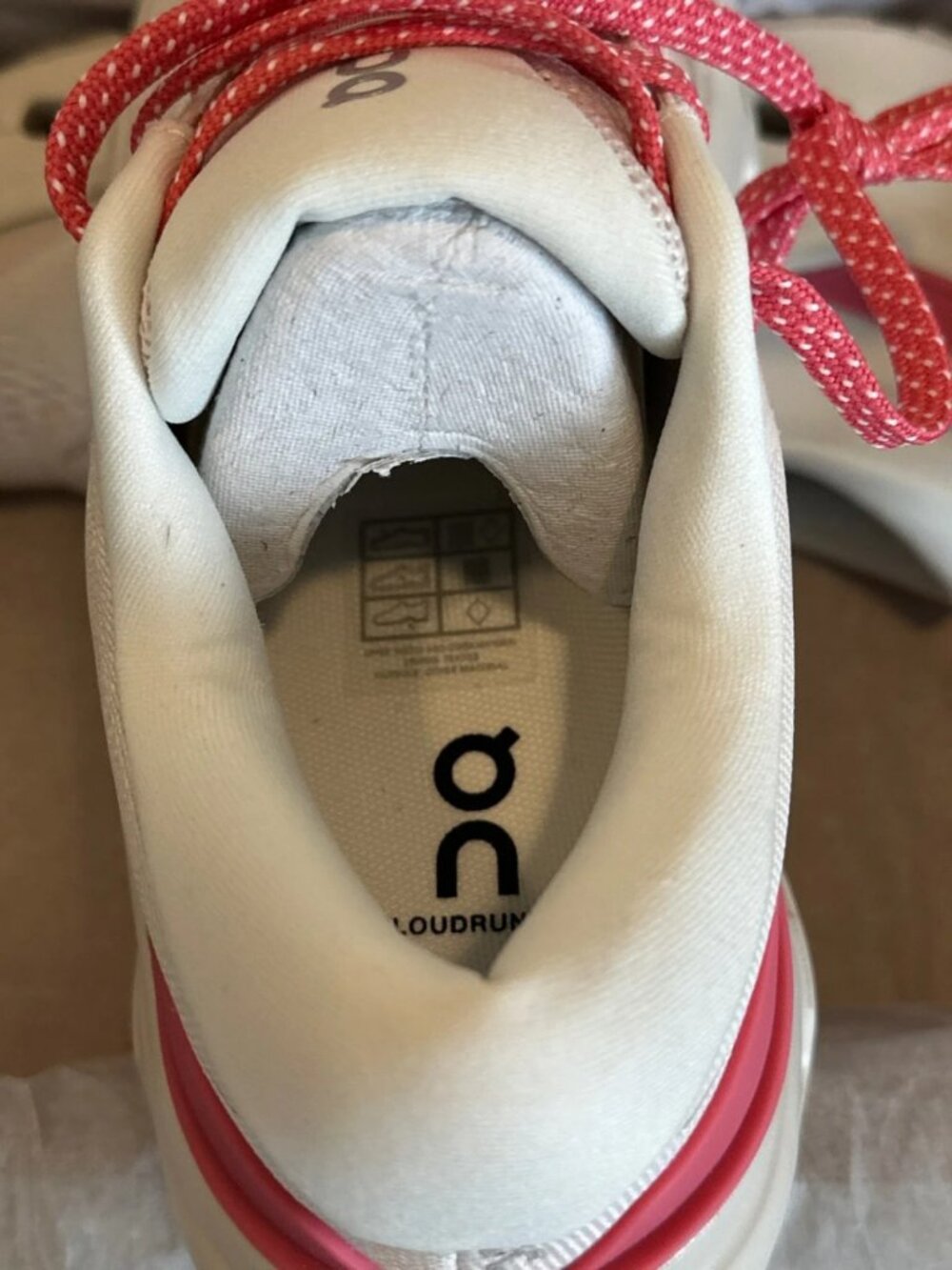 On Cloudrunner 3 Oyster/Camellia Women’s Running Shoes US 7 - Picture 9 of 10